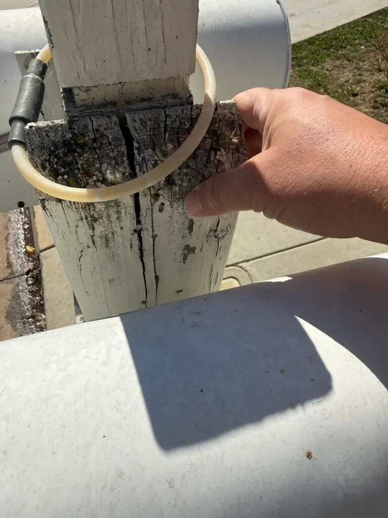 Mailbox Restoration and Painting in Thousand Oaks — custom painted address numbers