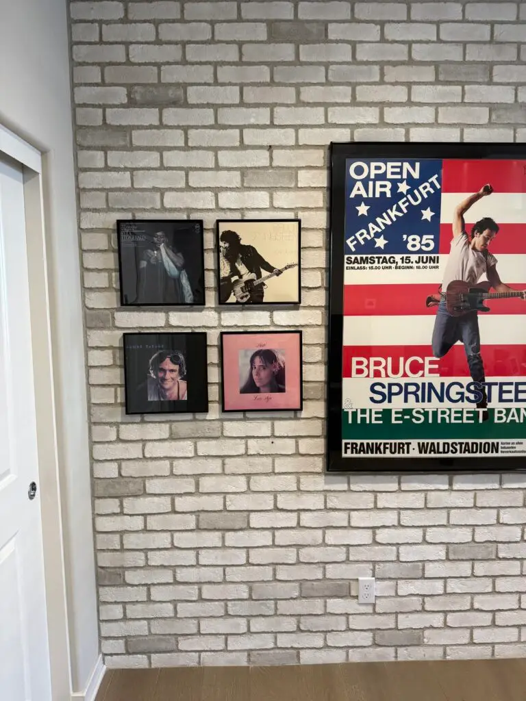 Art and Picture Hanging Service in Simi Valley — picture hanging
